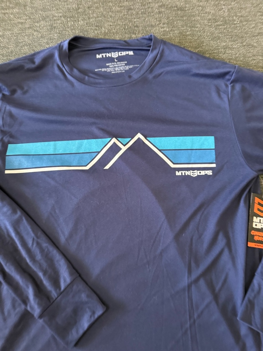 Mt. Ops Men’s Long Sleeve Performance Shirt Large Navy Sky Blue Stripes NWT - Picture 2 of 11